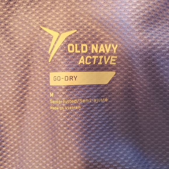 Old Navy Active Tank - Picture 2 of 4